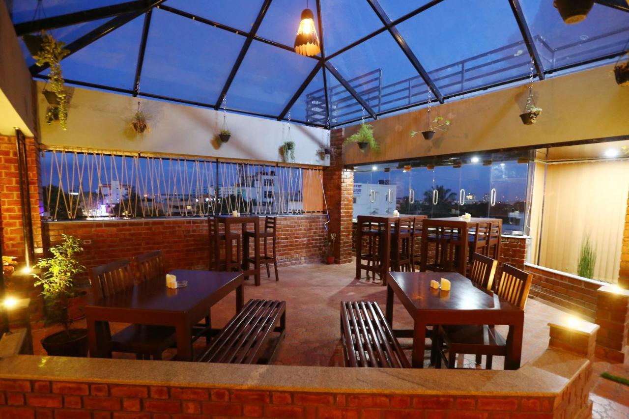Hotel The Shack Bangalore Exterior photo