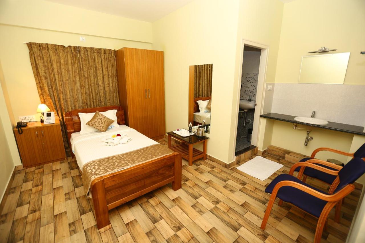 Hotel The Shack Bangalore Exterior photo